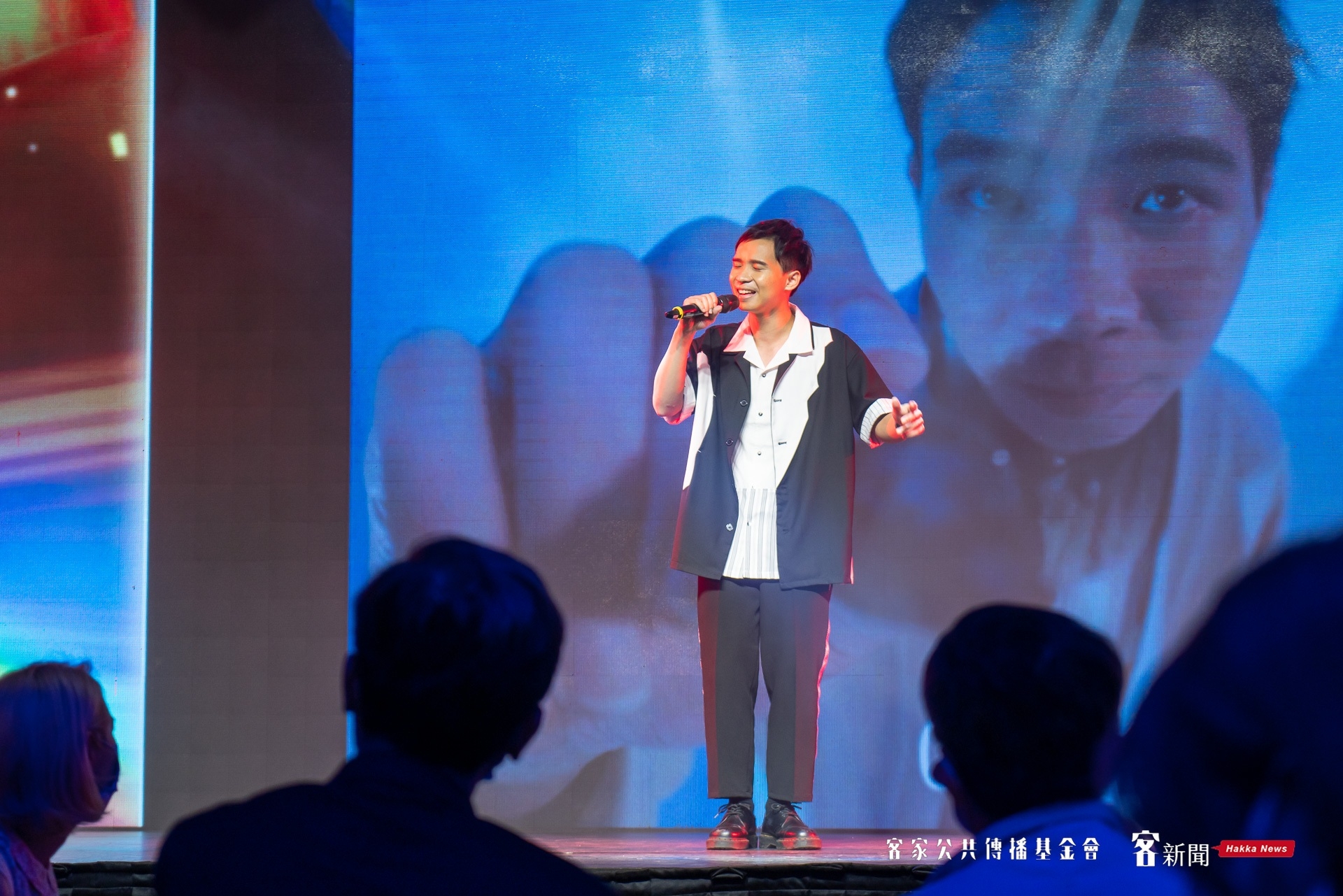 龔德演唱。宋珮遙攝