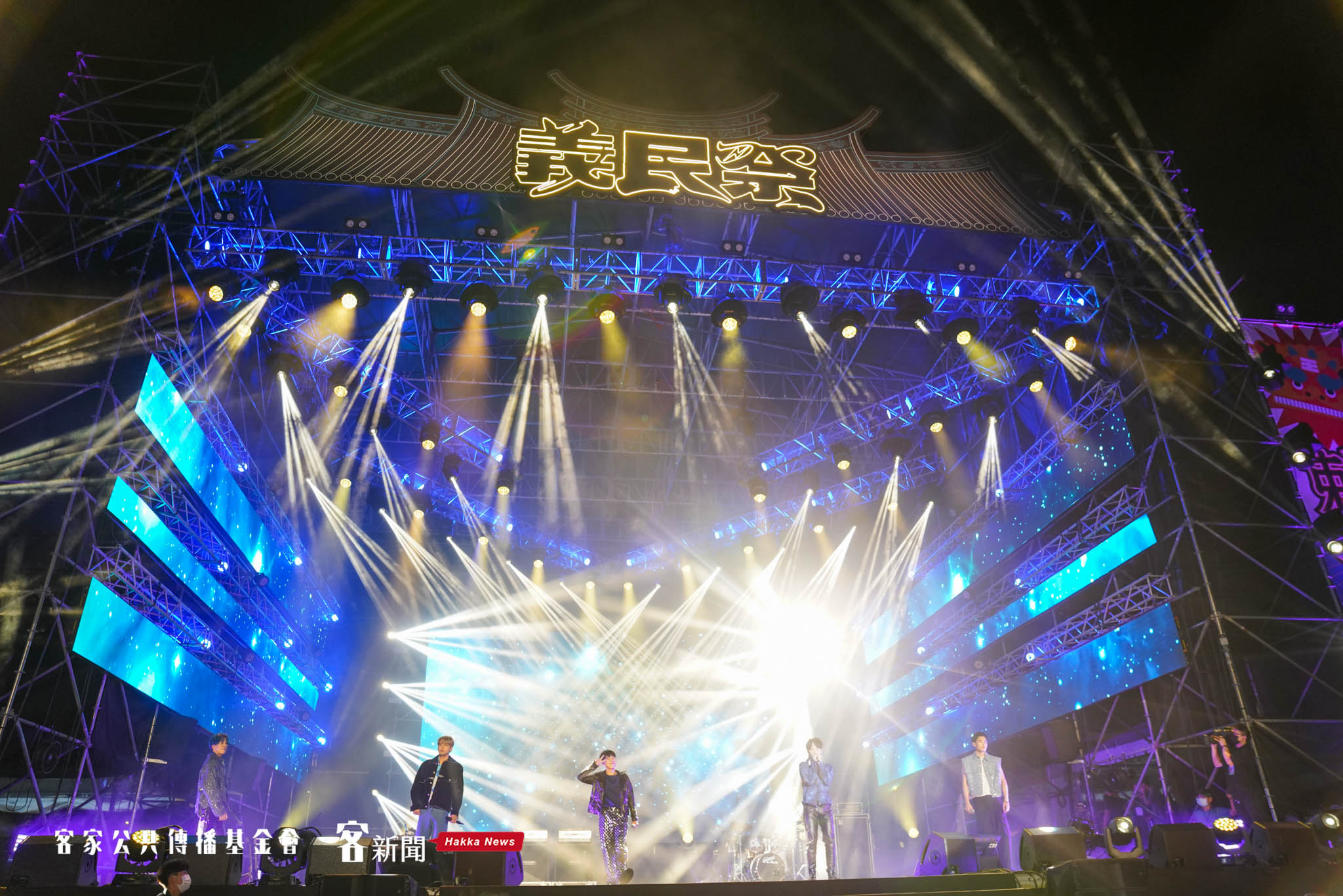 五堅情演唱時誠意十足,嗨翻現場。洪俊傑攝