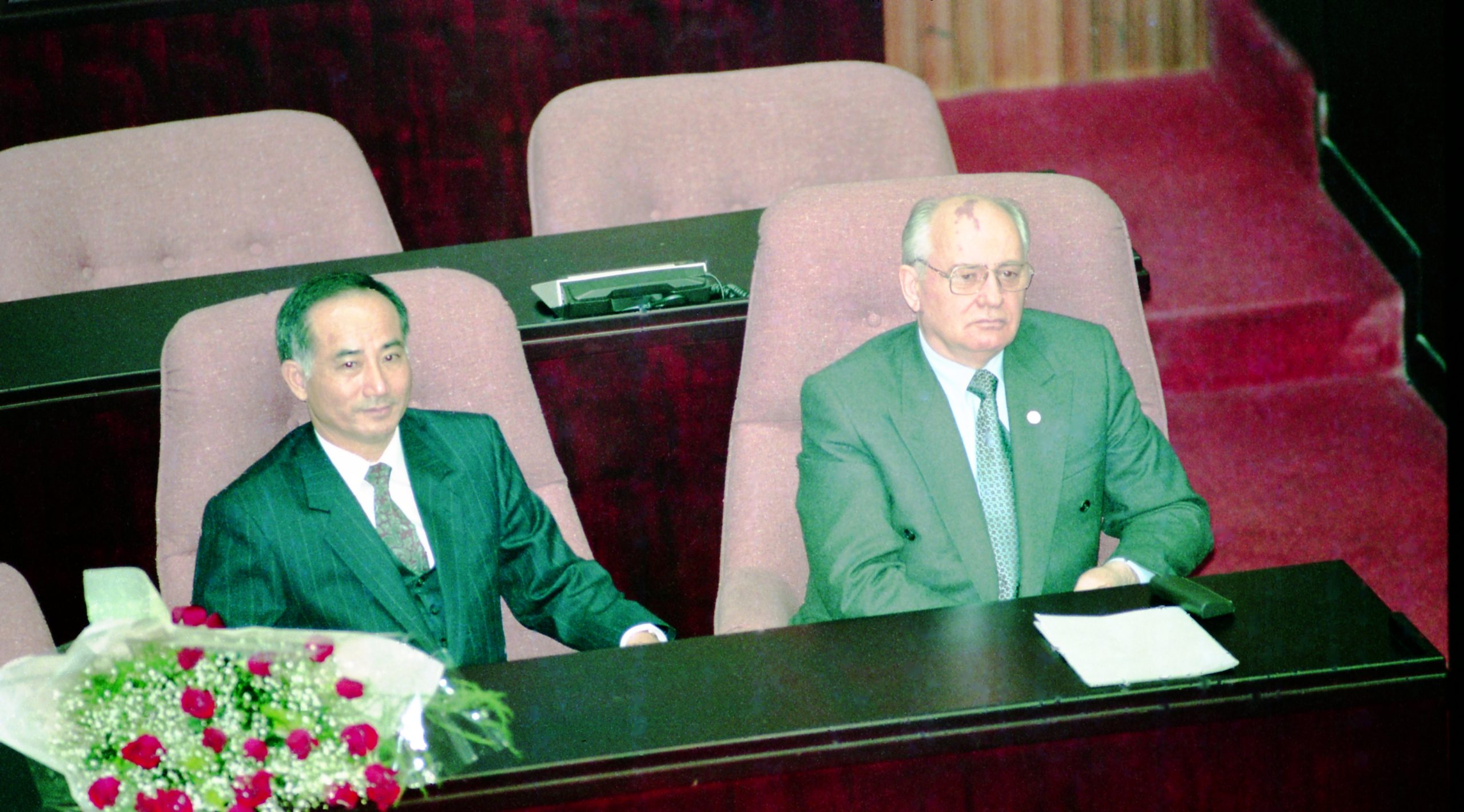 戈巴契夫於1994年訪台,並於立法院演說。圖取自立法院