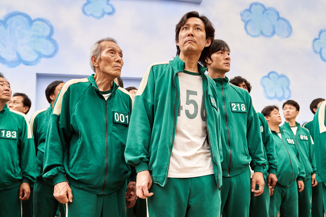 李政宰(中)、吳英洙(左)、朴海秀(右)憑著《魷魚遊戲》成為了國際明星。翻攝Netfliex