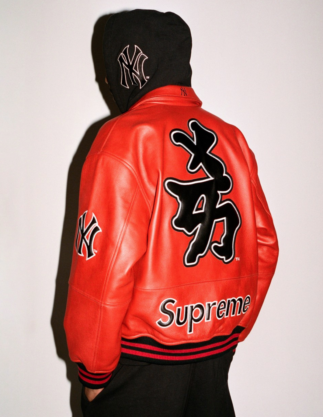 「ㄨㄞ」原來是洋基隊英文字母Y的同音。翻攝supremenewyork<br />IG