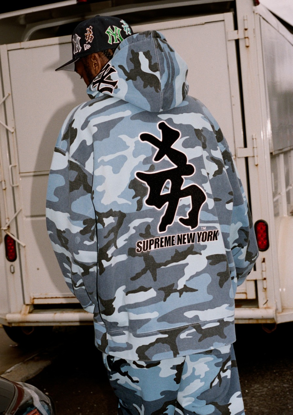 這是洋基隊的潮服。翻攝supremenewyork<br />IG