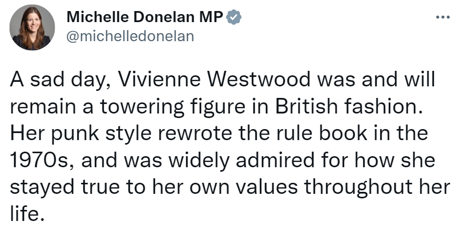 英國文化大臣唐納蘭稍早在《推特》發文悼念。翻攝自Michelle Donelan官方《推特》