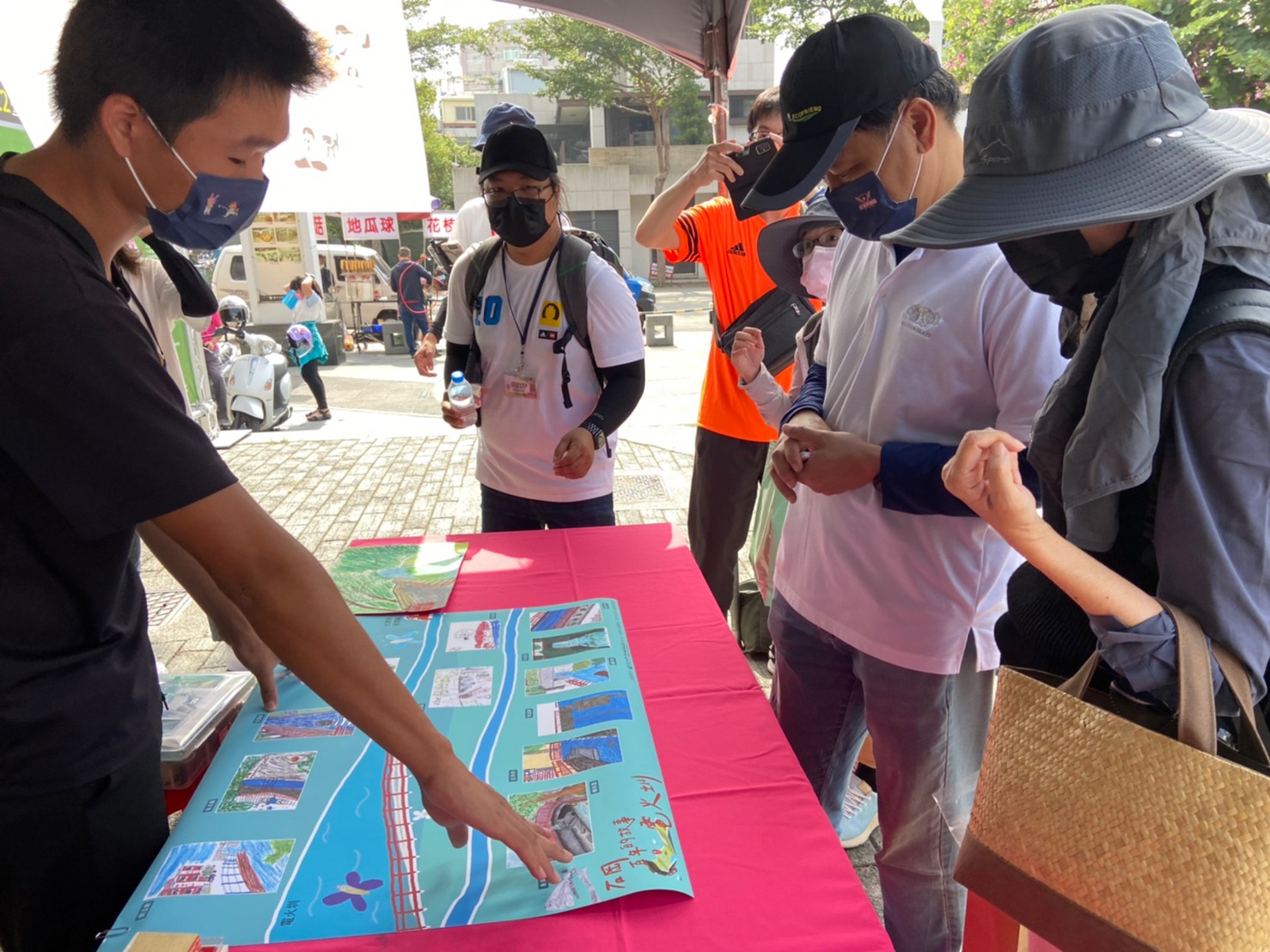 青年林紫軒參與「2022臺中市社區文化季活動」展現成果。臺中市政府提供