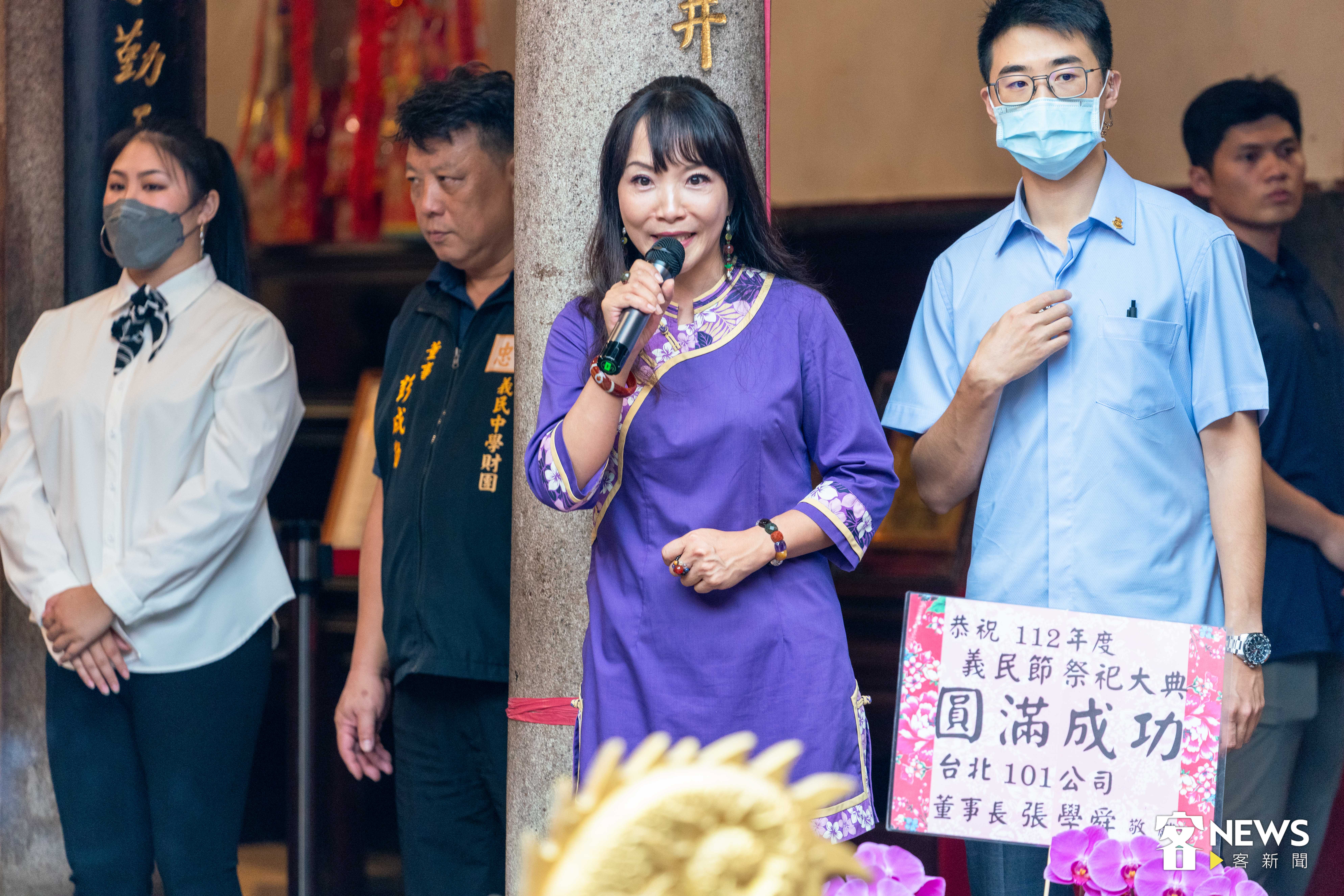 今日活動主持人是講客廣播電臺金鐘主持人徐子雁。李台源攝