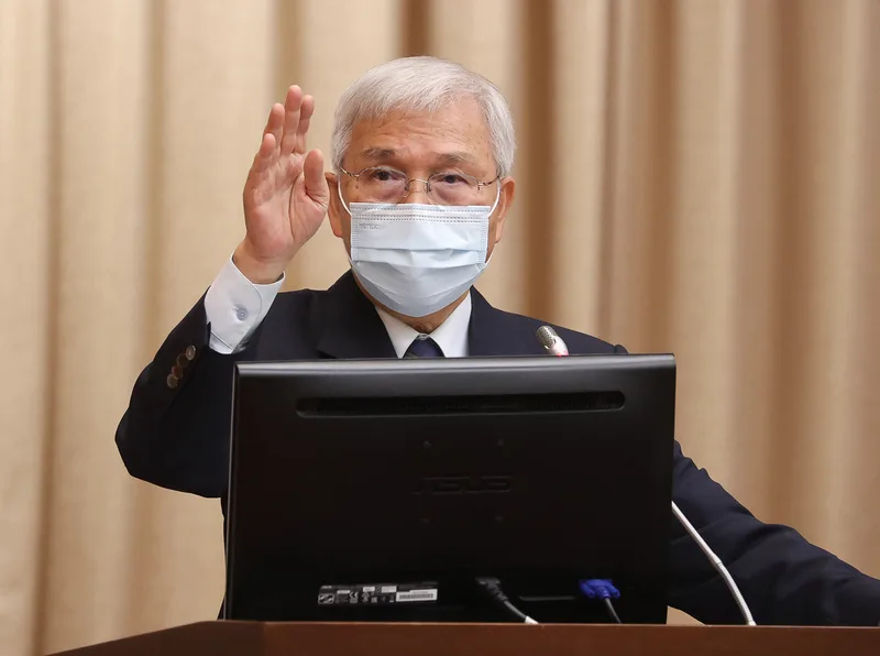 中央銀行總裁楊金龍（圖）14日赴立法院財政委員會進行業務報告。中央社
