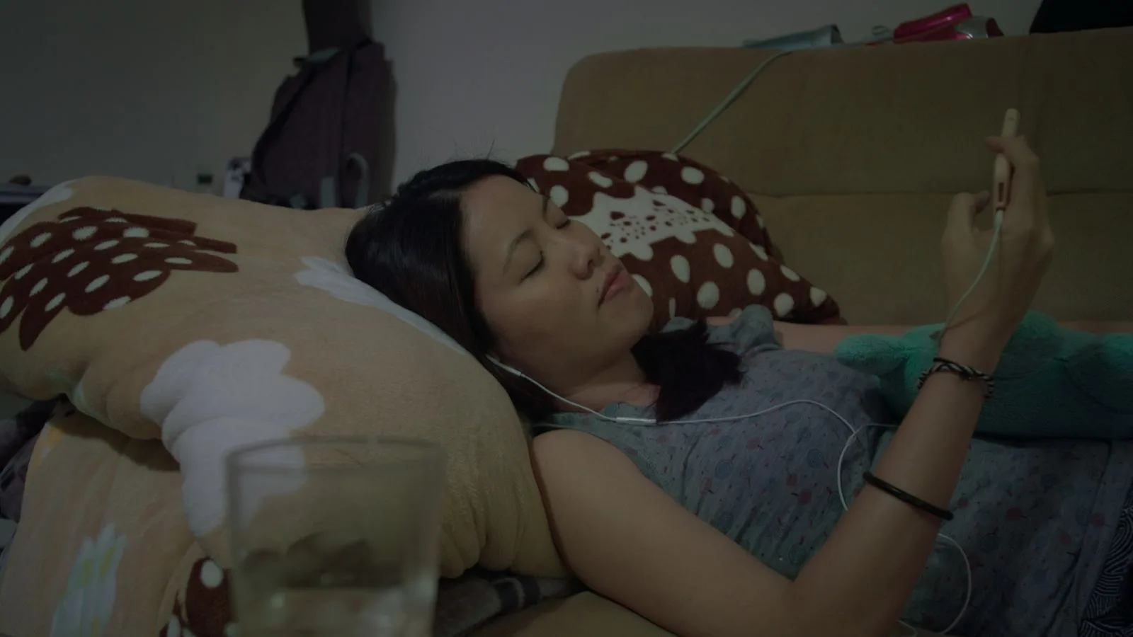 從睡眠反映人生焦慮　紀錄片《睏寐之際》寫實魔幻多樣體驗