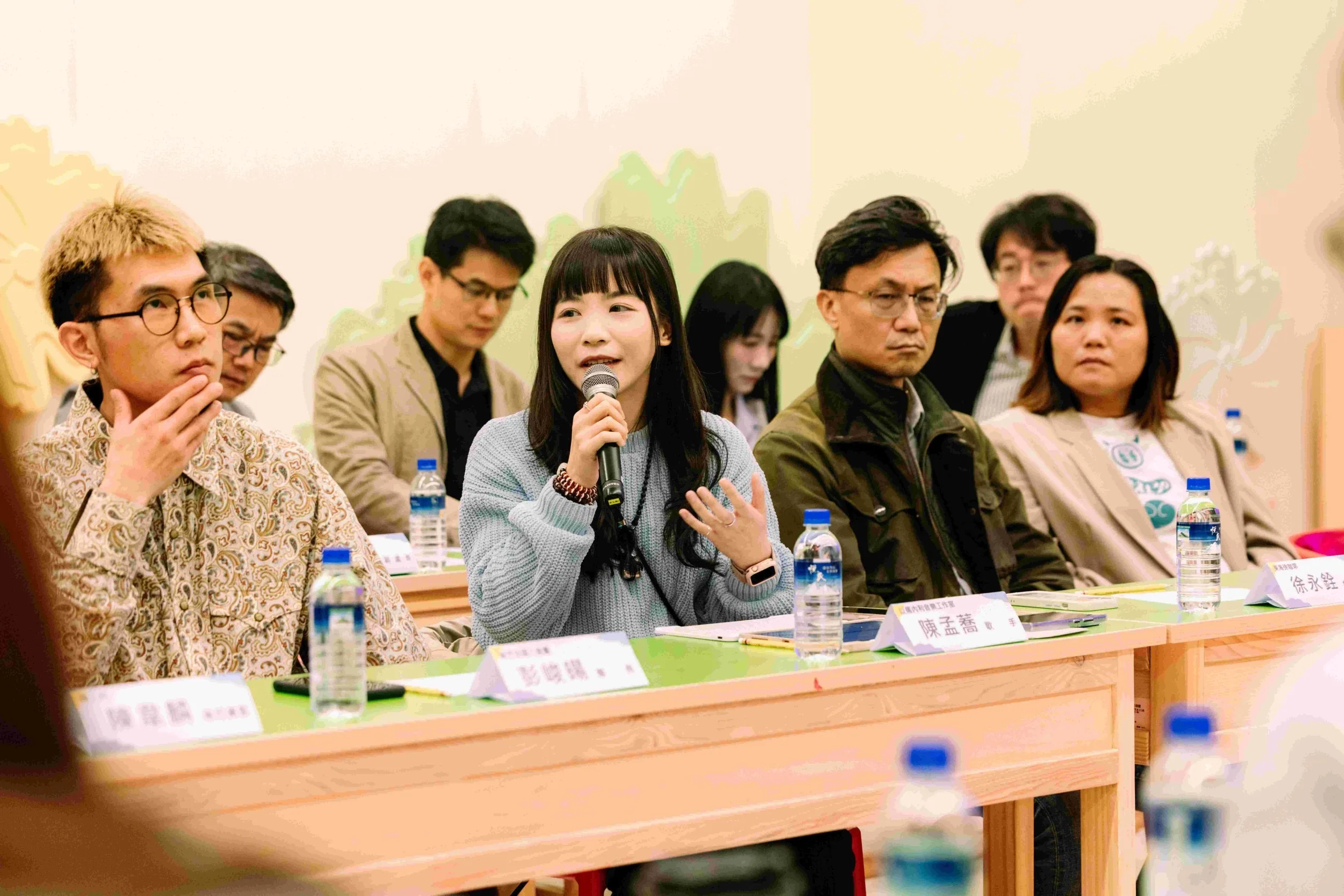 客家青年座談發聲建議。