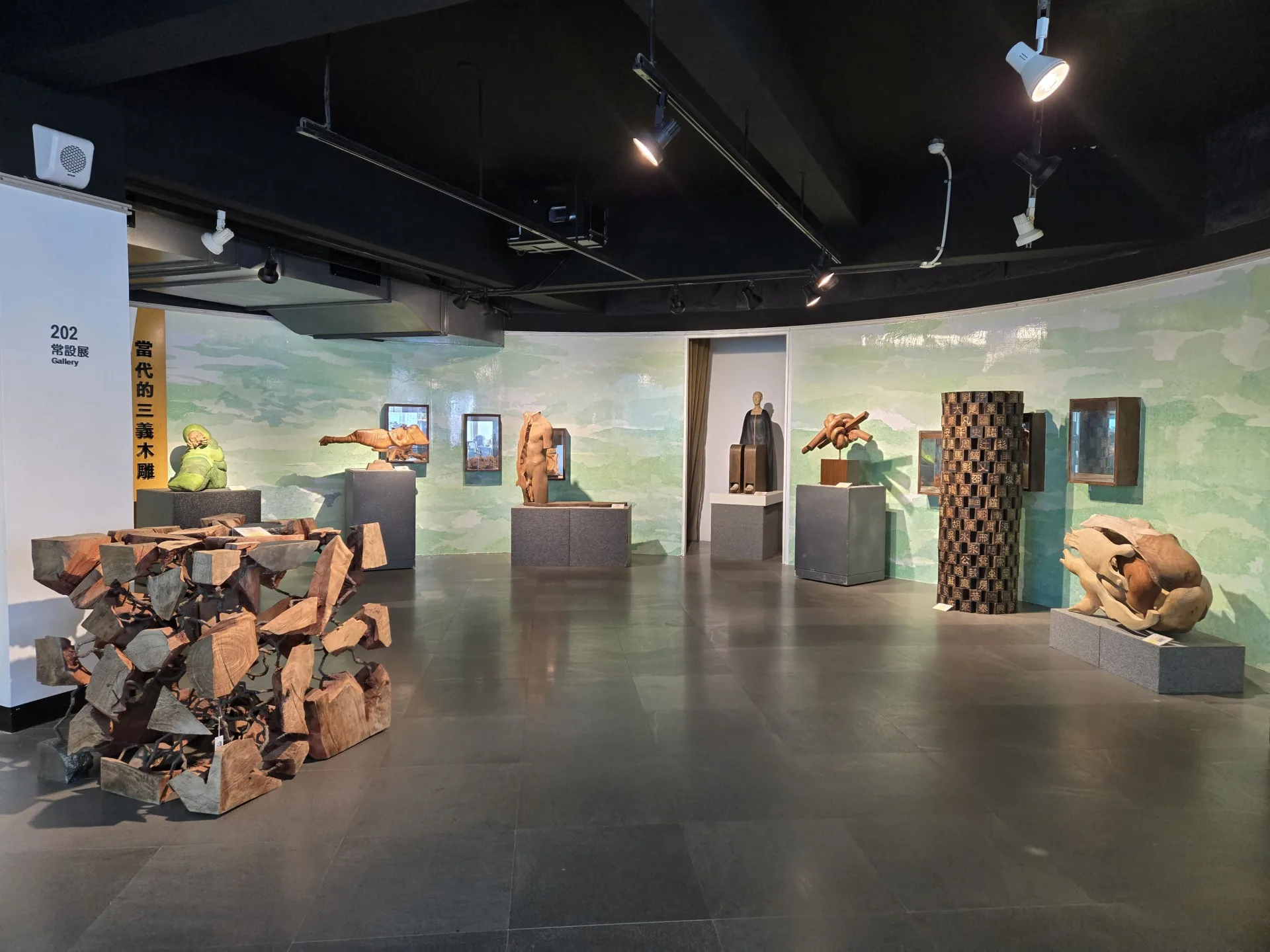 歷年競賽得獎作品展。苗縣府提供