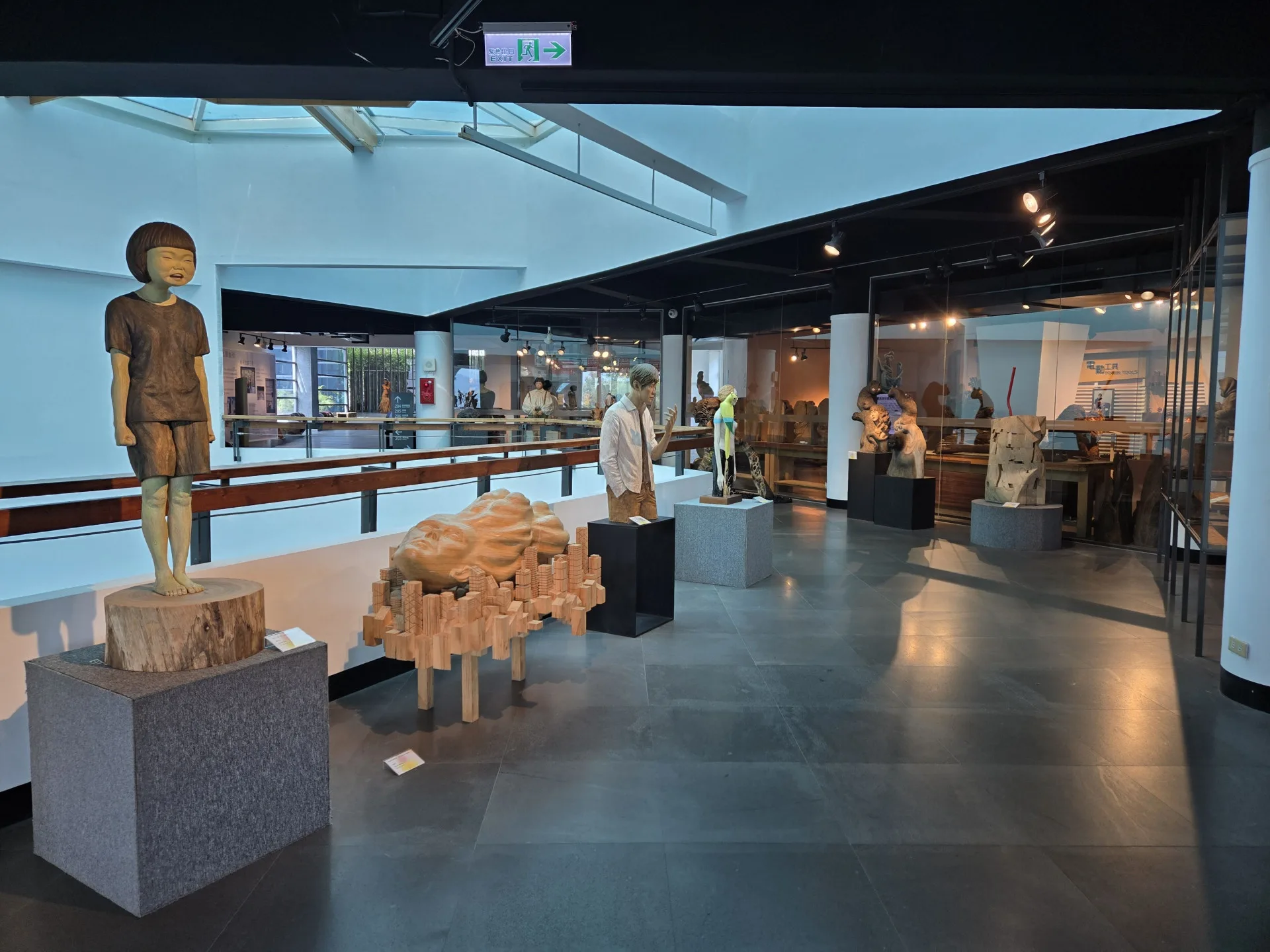歷年競賽得獎作品展。苗縣府提供