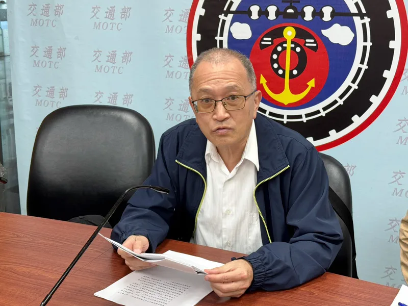 台鐵工務處副處長朱我帆(圖)表示,八掌溪橋、二號橋等8座橋梁將進行改善工程,橋梁改善工程期間不影響行車。中央社