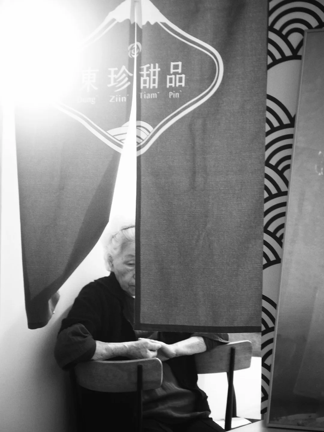 劉翼東先生的妻子,默默守護著這個客家家庭。李翊彤攝