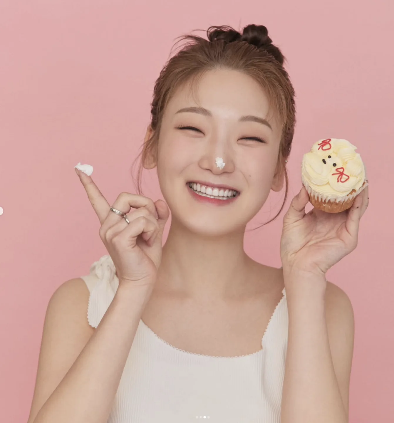 韓國知名吃播YouTuber Heebab(히밥),擁有超過168萬訂閱者,以「巨量美食挑戰」聞名。翻攝自Heebab IG