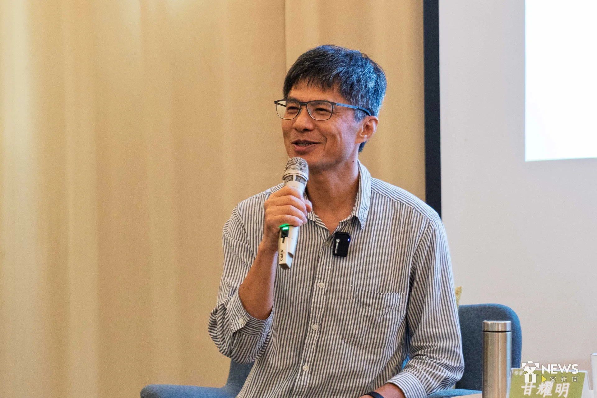 甘耀明透露,《我的藍鵲公主》故事構想已經醞釀長達十年。李台源攝