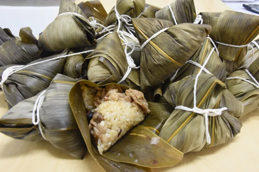 端午佳節將至,苗栗看守所開放客家粽訂購,不到1週即爆單喊停。苗栗看守所自營工廠提供