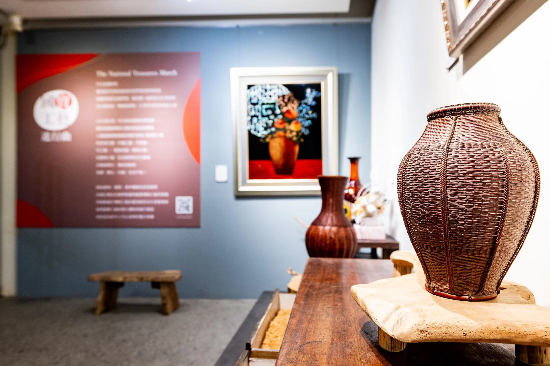 《國寶工藝進行曲》展覽即日起至8月15日在新瓦屋客家文化保存區展覽館舉行。
