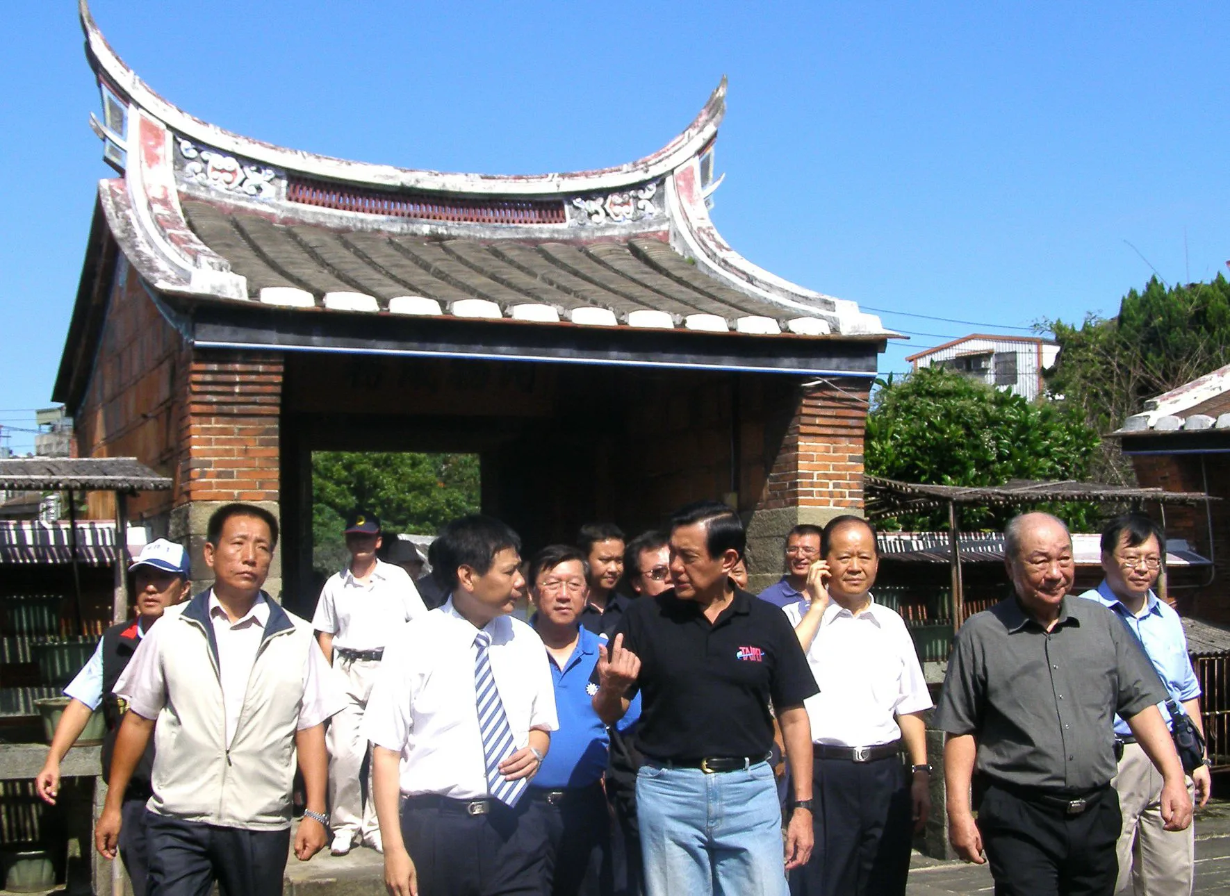 馬英九拜訪姜家天水堂。陳權欣攝