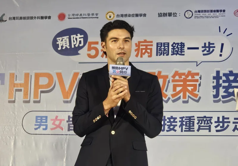 HPV預防衛教大使鳳小岳(圖)9日說,預防是最溫柔的保護,9歲兒子正好到了接種年齡,近來和太太討論接種疫苗的事,認為預防是父母能為孩子做到最基本、最重要的事情。中央社