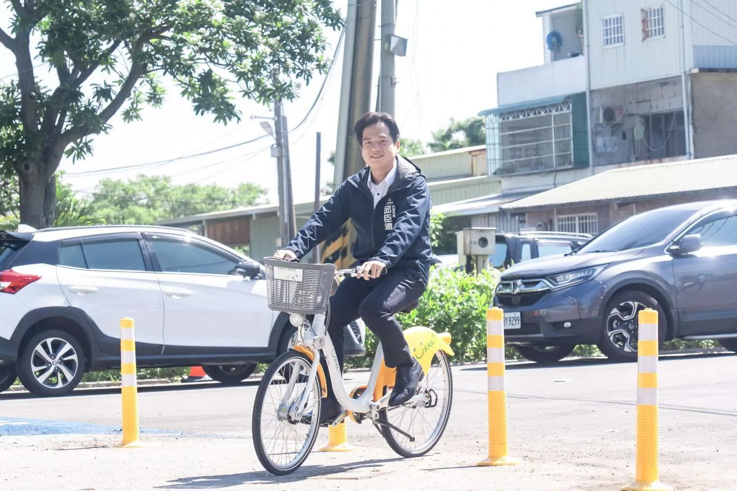 竹市代理市長邱臣遠邀請市民用YouBike體驗竹市一日山湖海。新竹市政府提供