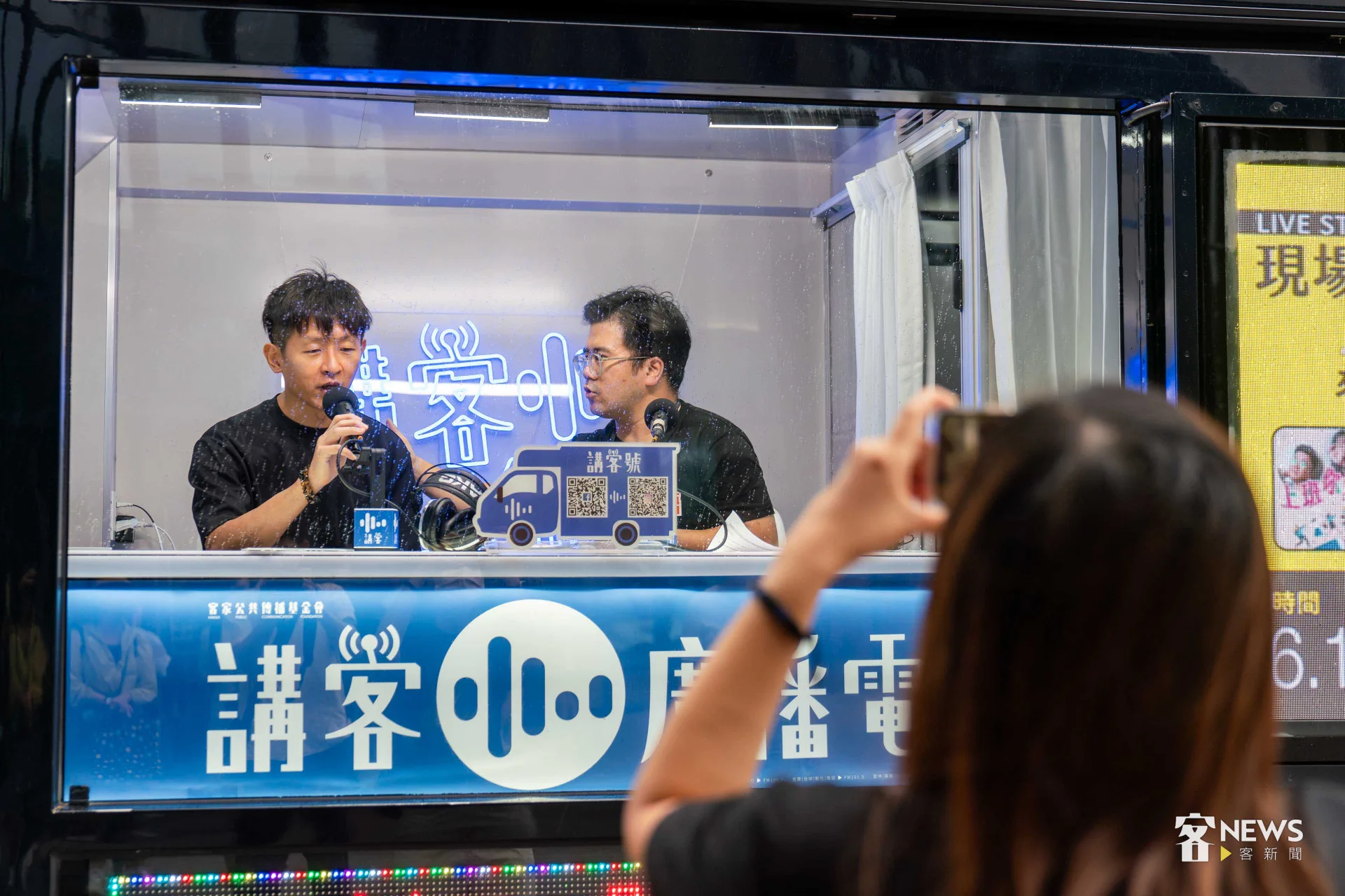 講客廣播電臺《上班你愛知》節目邀請路人坐上講客號,暢聊職場大小事。李台源攝