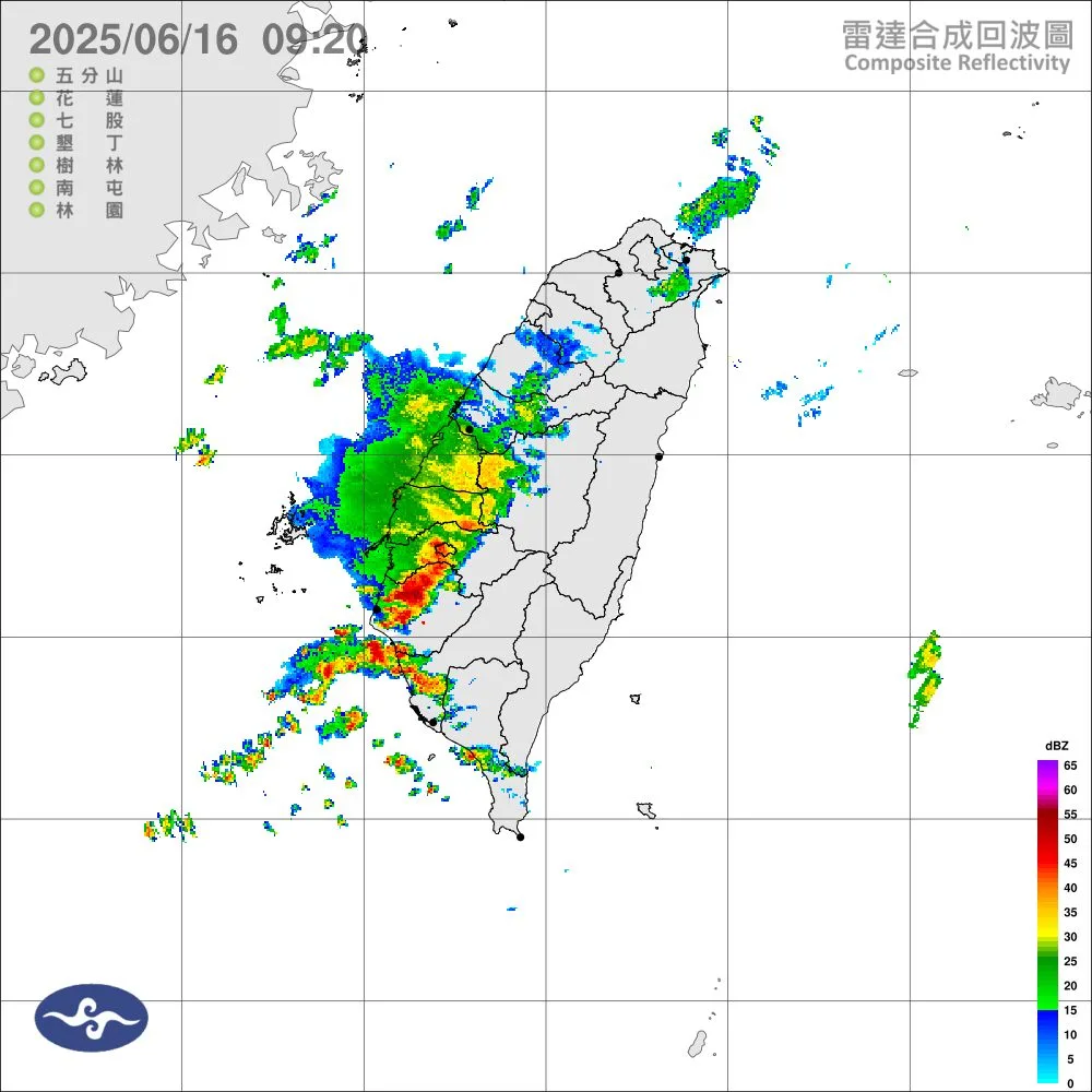 今（16）日雲林以南地區有局部大雨發生的機率，請注意雷擊及強陣風，低窪地區請慎防積水。中央氣象署提供