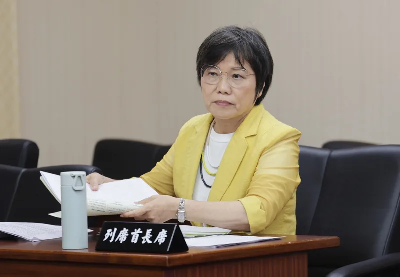 內政部長劉世芳19日隔空回應台北市長蔣萬安,租金補助是屬於非法定的一般性補助款,跟一般性補助款刪掉25%是不一樣的,所以今年度的租金補貼沒有受到任何影響。中央社