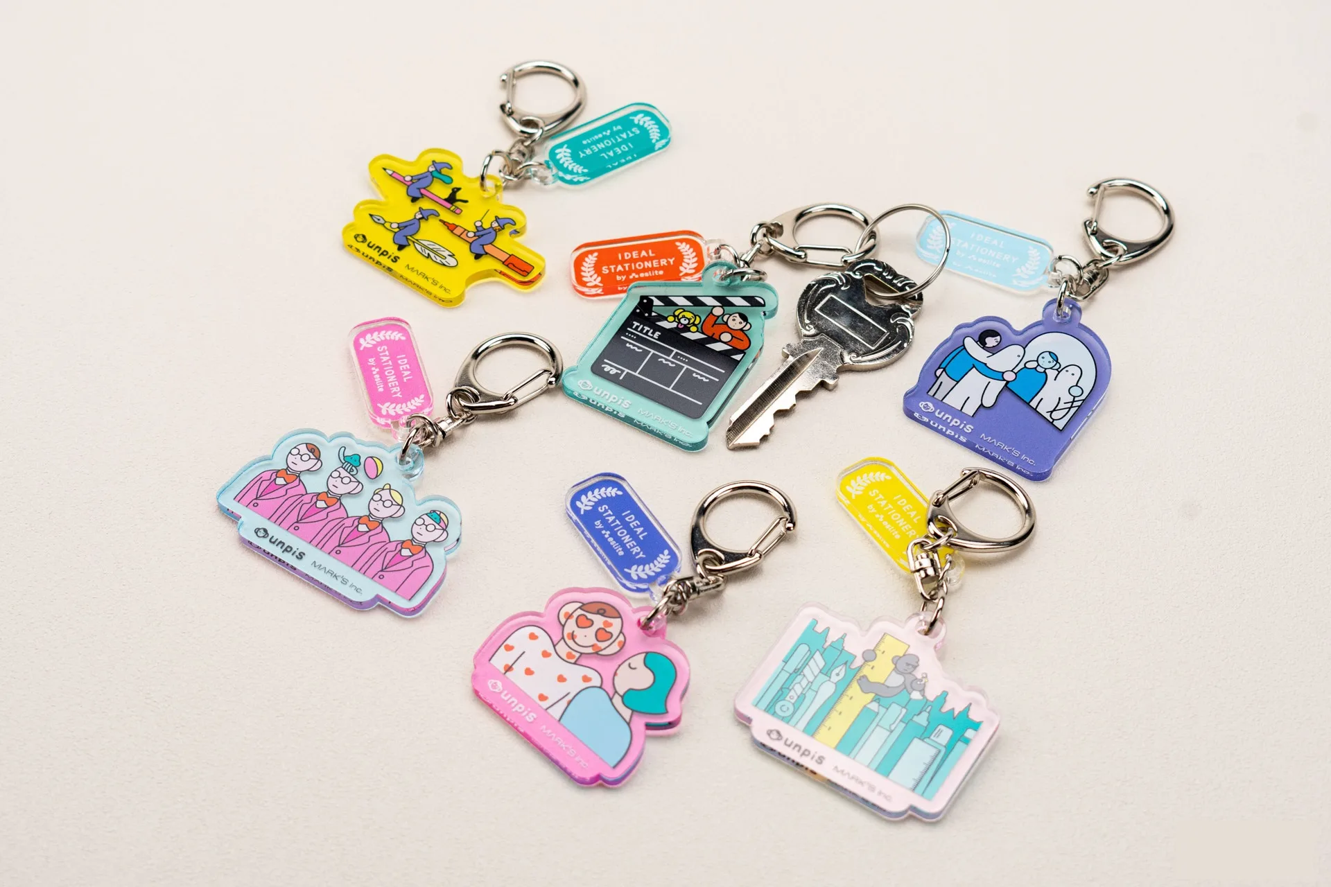 一年一度的大型文具策展「2025理想的文具」，將常見文具化身為電影主角與場景。翻攝自誠品書店 eslite bookstore FB