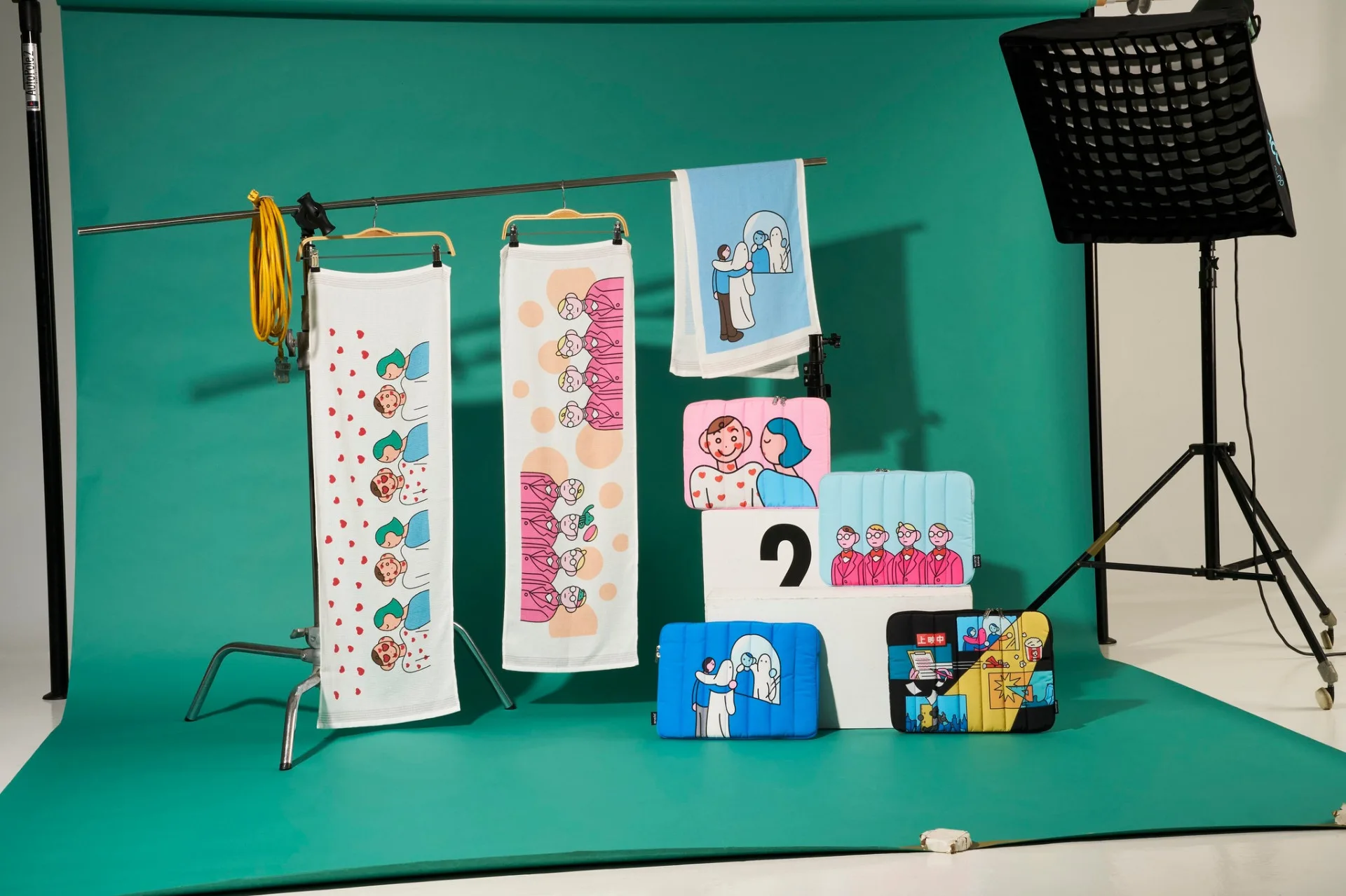 一年一度的大型文具策展「2025理想的文具」，將常見文具化身為電影主角與場景。翻攝自誠品書店 eslite bookstore FB