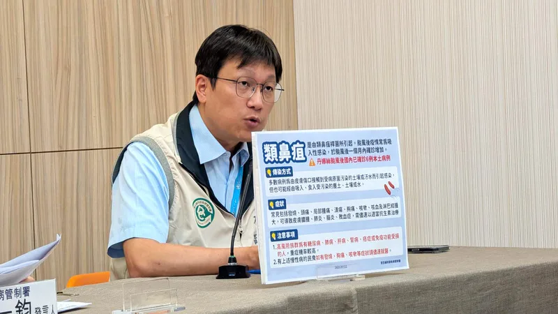 衛福部疾管署防疫醫師林詠青(圖)22日提醒,類鼻疽桿菌多存在土壤與積水環境中,常在颱風後因強風暴雨曝露到地面,造成傳播與吸入性感染。中央社