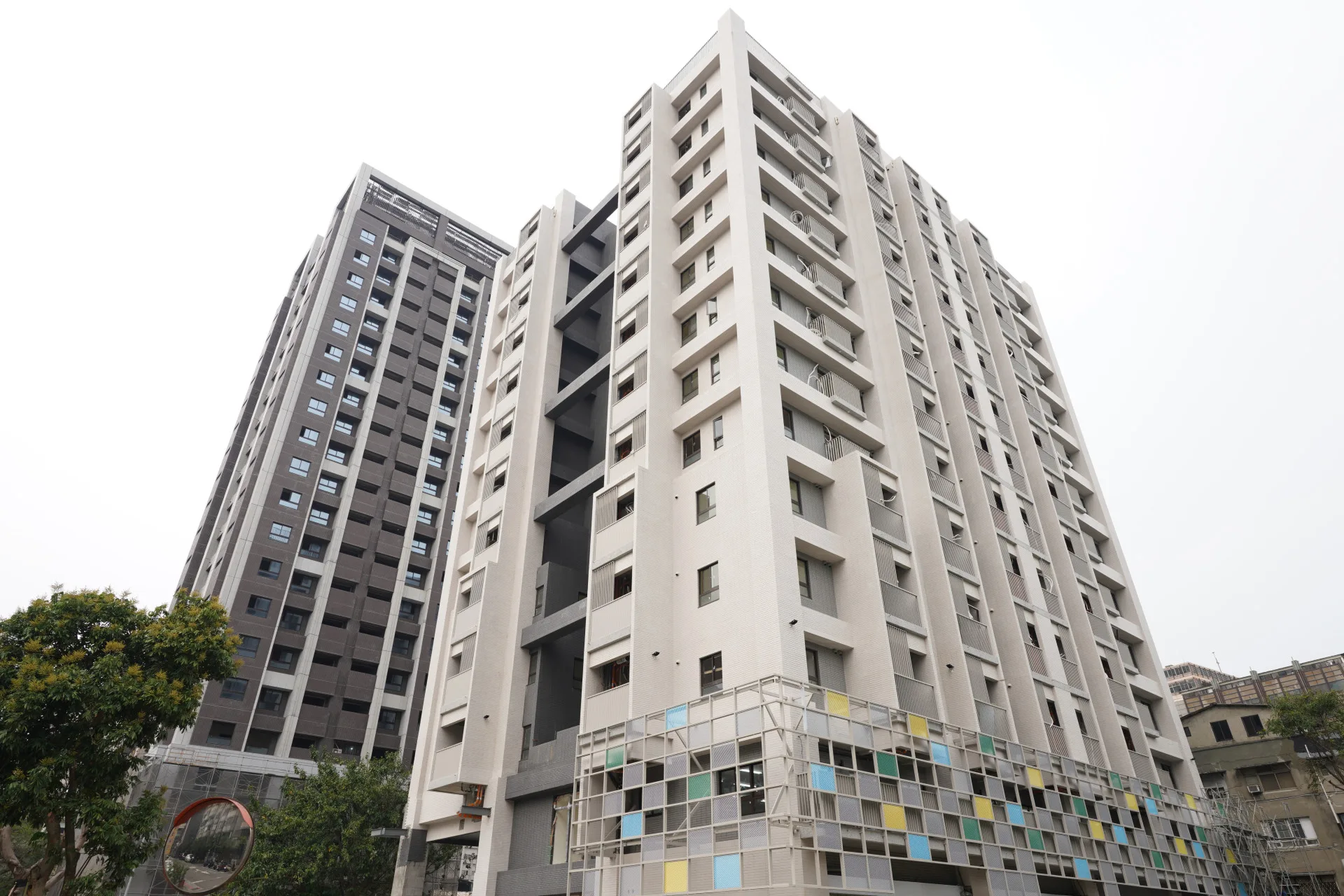 位於臺北市松山區光復南路的社會住宅延吉好室。翻攝畫面