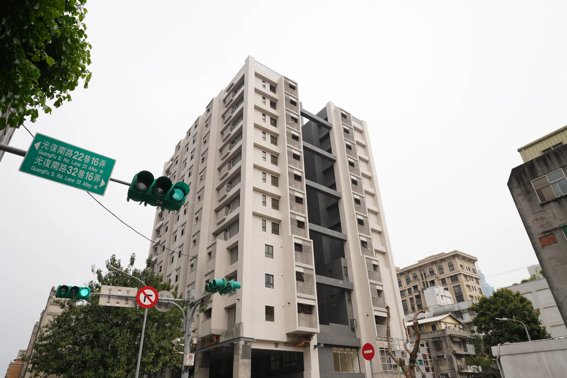 位於臺北市松山區光復南路的社會住宅延吉好室。翻攝畫面