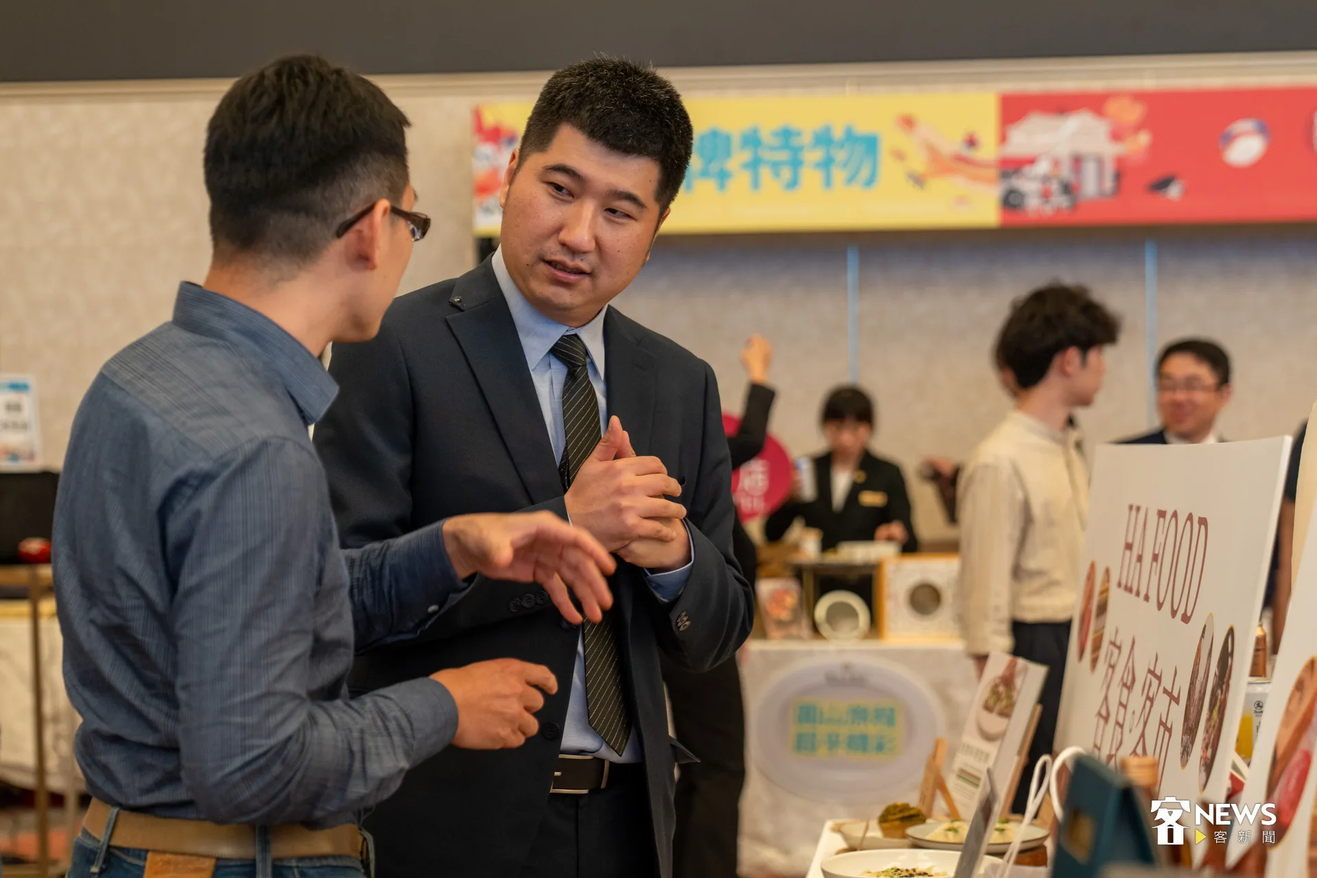 客委會副主委邱星崴今（29）天出席2025台灣美食展展前記者會，會前受訪表示，本次美食展「HA FOOD 客食‧客市」強調文化融合與創新精神。洪藝晅攝