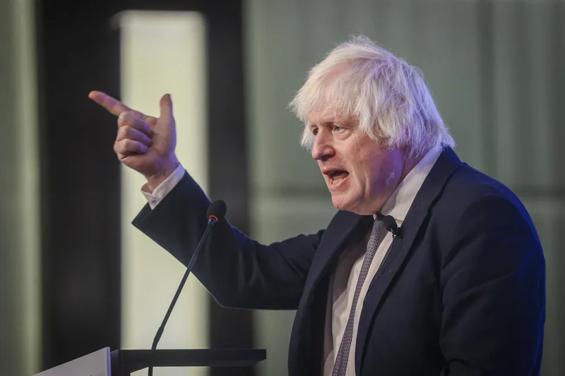 英國前首相強生(Boris Johnson)(圖)5日上午在台北出席「凱達格蘭論壇:2025印太安全對話」開幕式,並登台發表演說。中央社