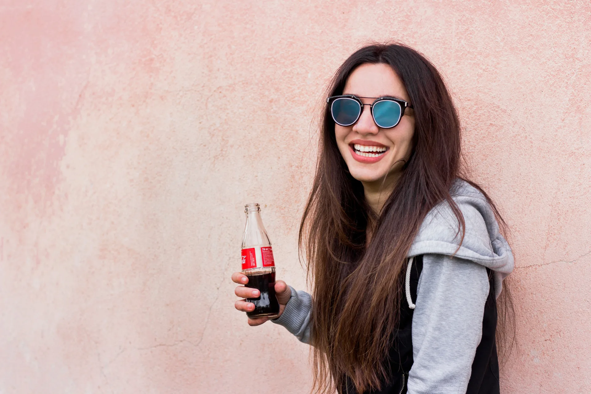 公衛師公會指出,許多包裝無糖飲料添加阿斯巴甜等人工甜味劑,健康風險待評估。