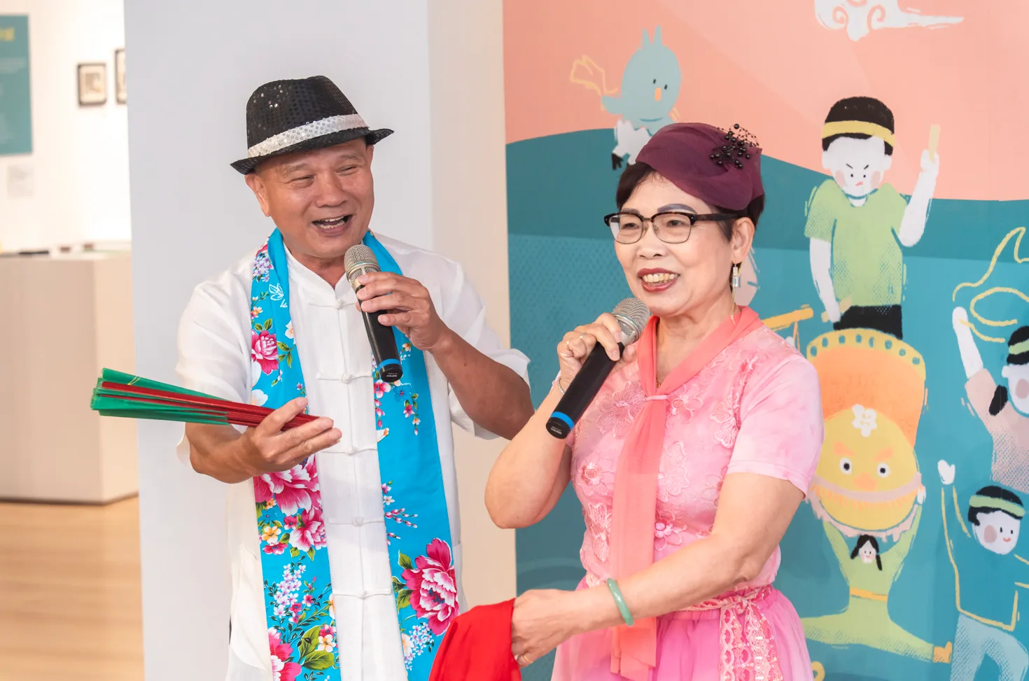 客家民謠研究協會以唱客家山歌揭開活動序幕。新竹市政府提供