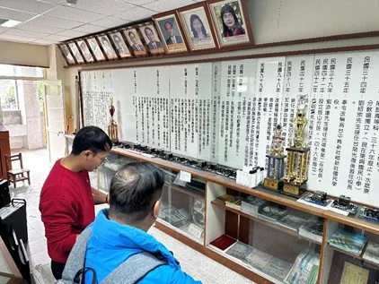 與校方瞭解空間配置並盤點是否有符合基準之文物。台中市政府提供