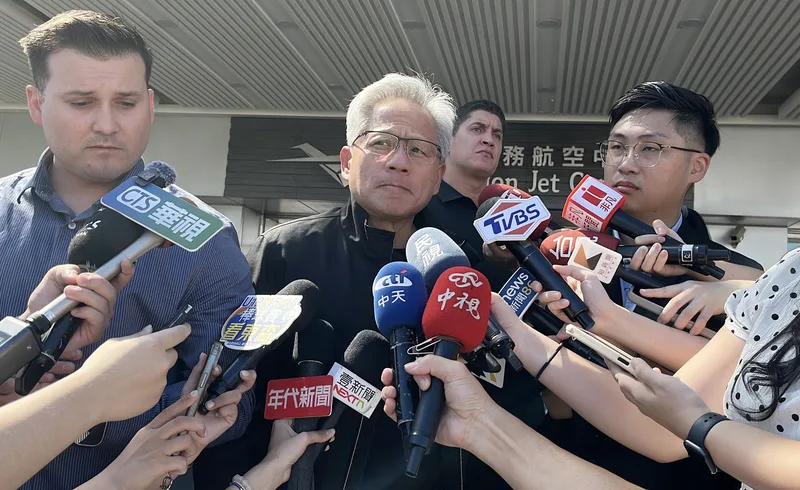 藝人劉香君丈夫、前電視製作人李能謙，去年涉嫌以假冒輝達執行長黃仁勳詐騙，檢警查出李涉淪共諜案外案。資料照片