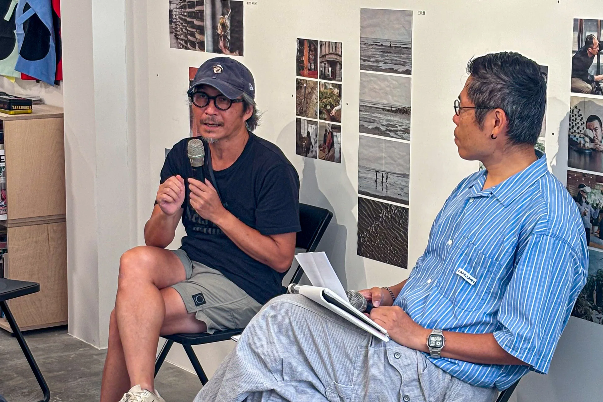 《靛花tien faˊ》總編輯李取中與攝影師Kris Kang對談。徐穗青攝