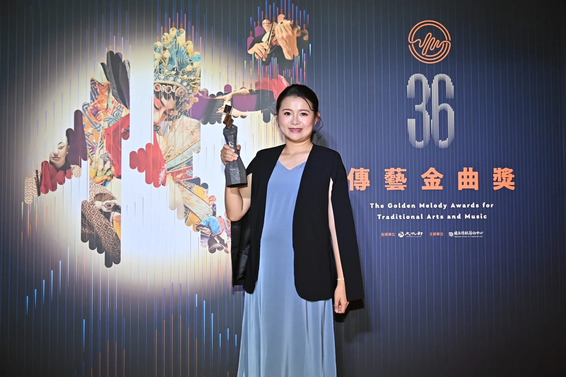 第36屆傳藝金曲【最佳影音出版獎】《大山客》榮興工作坊。