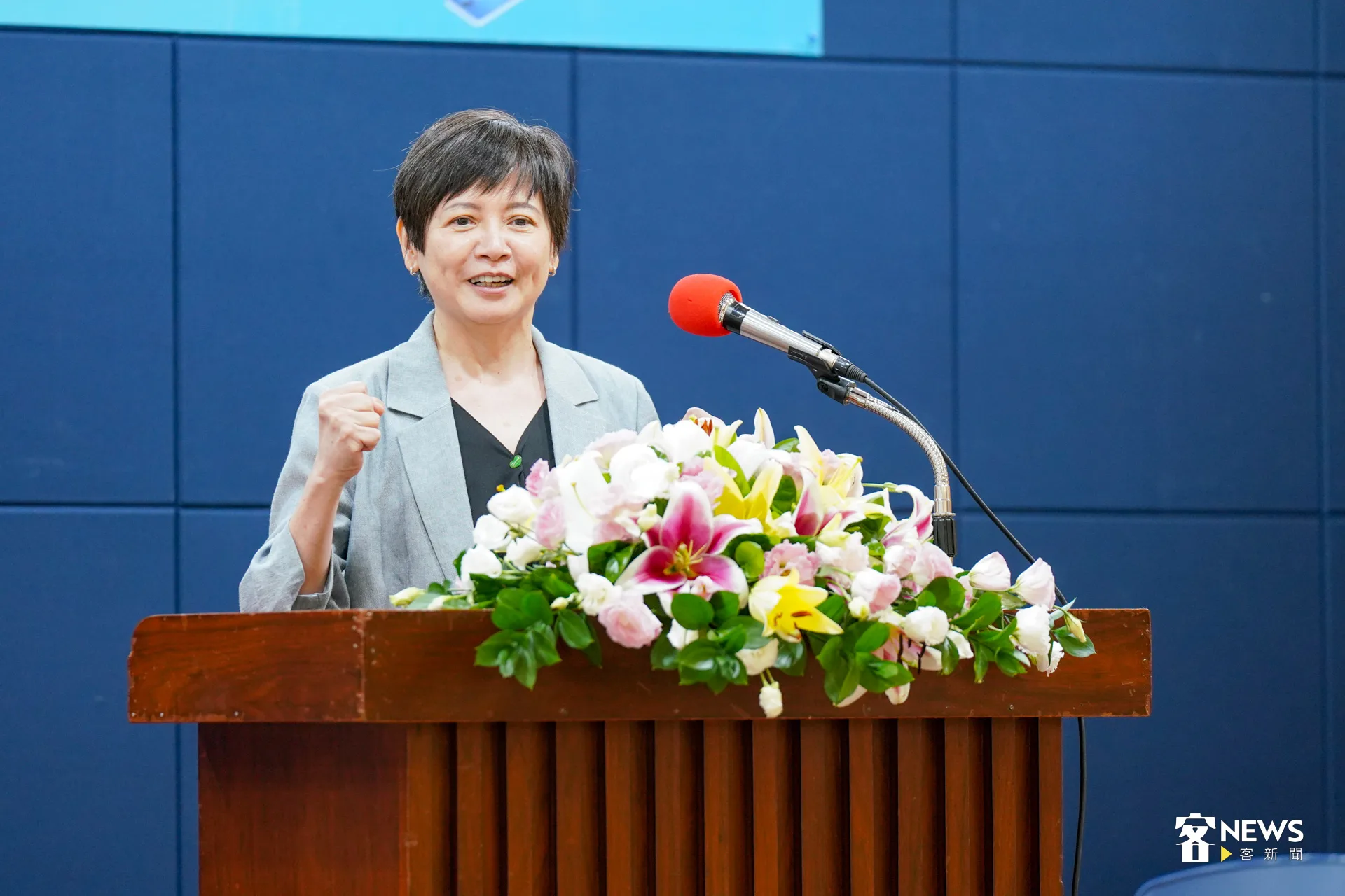 甫從TVBS新聞部退休、轉任台大新聞所副教授的詹怡宜表示，退休後了解，自由是必須自己自律的。洪藝晅攝