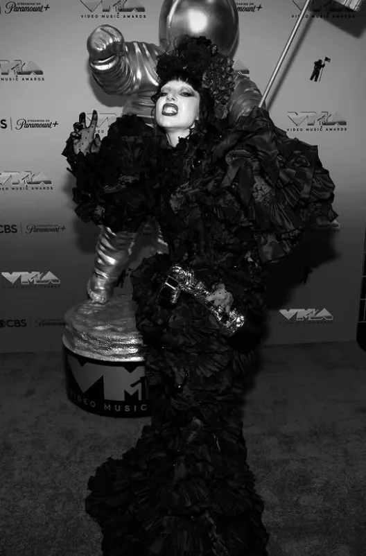 女神卡卡抱回4獎，成今年大贏家。翻攝自IG ladygaga