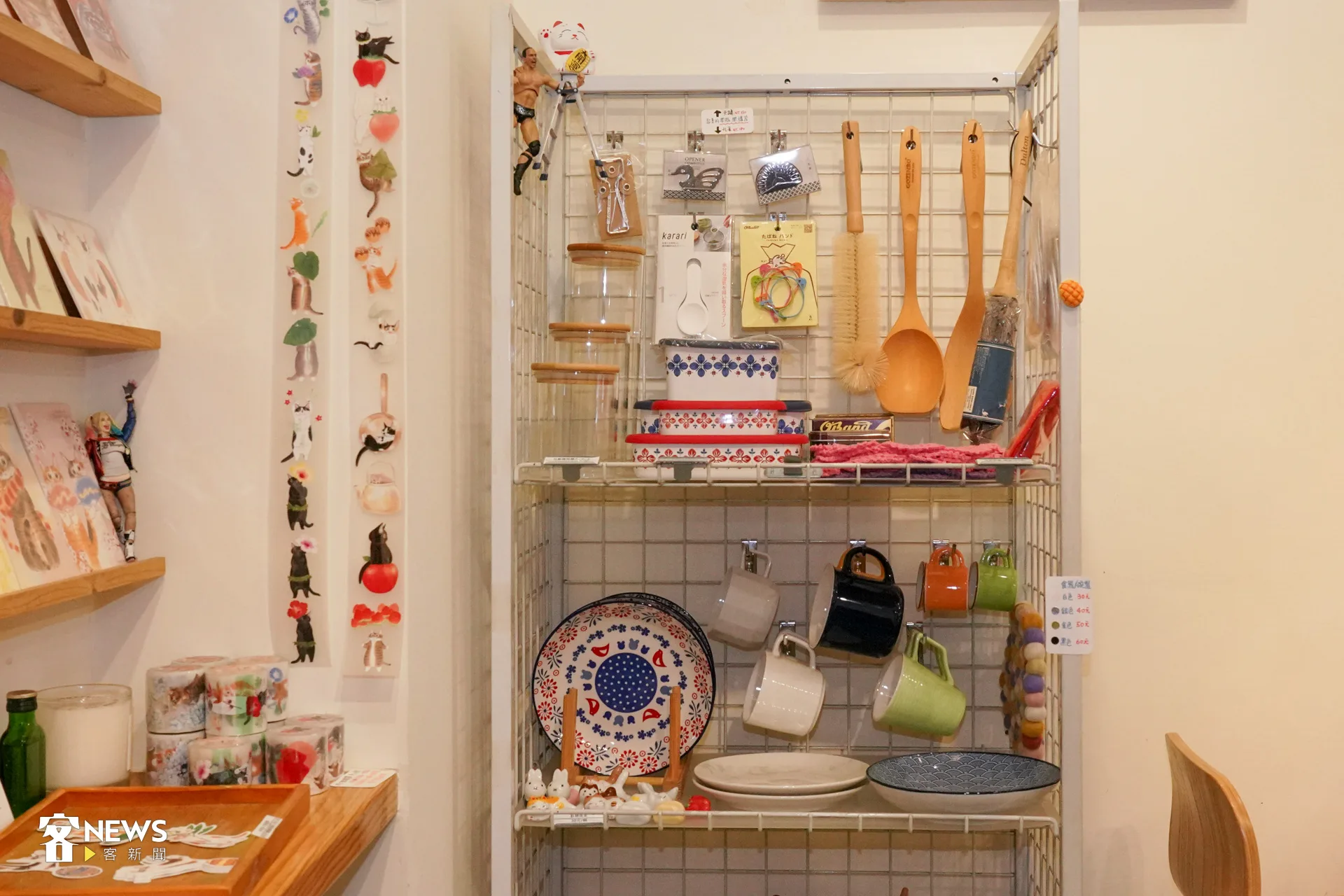 共發一樓，擺設許多經典器物與日常精緻小物等。洪藝晅攝