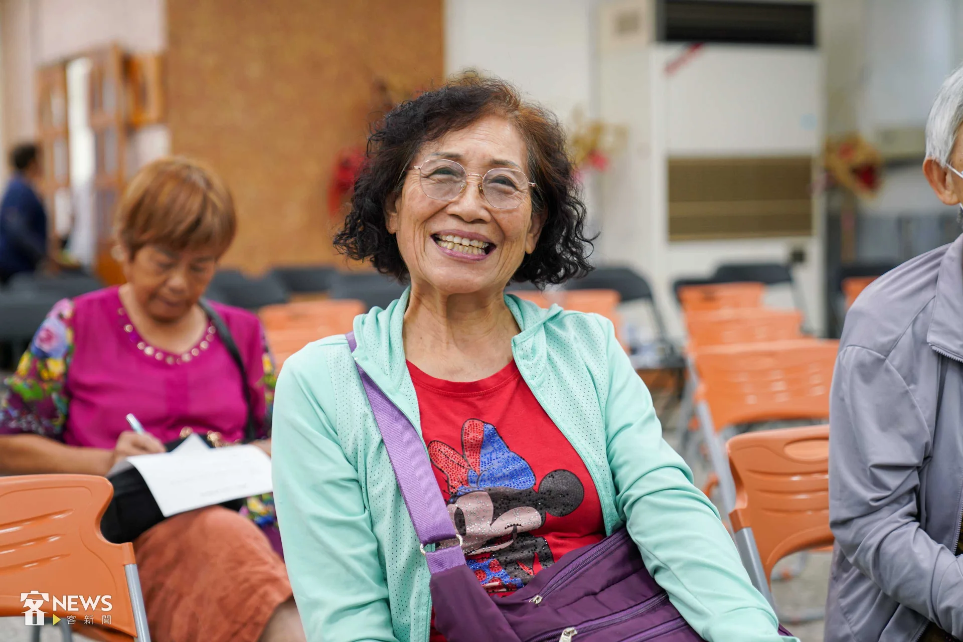 在客語版中擔任女配角李烈母親配音的吳月嬌說,聽到整部電影幾乎都是客語,真的很感動。李台源攝