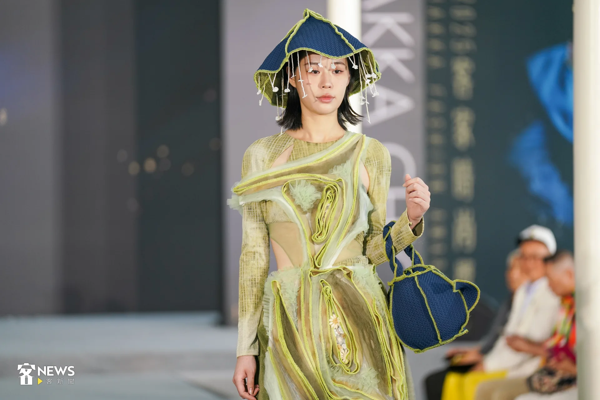 入圍作品亦將轉化為「臺北客家永續時尚服飾展—HAKKA CHIC」特展,於9月26日至11月14日開放民眾免費參觀。洪藝晅攝