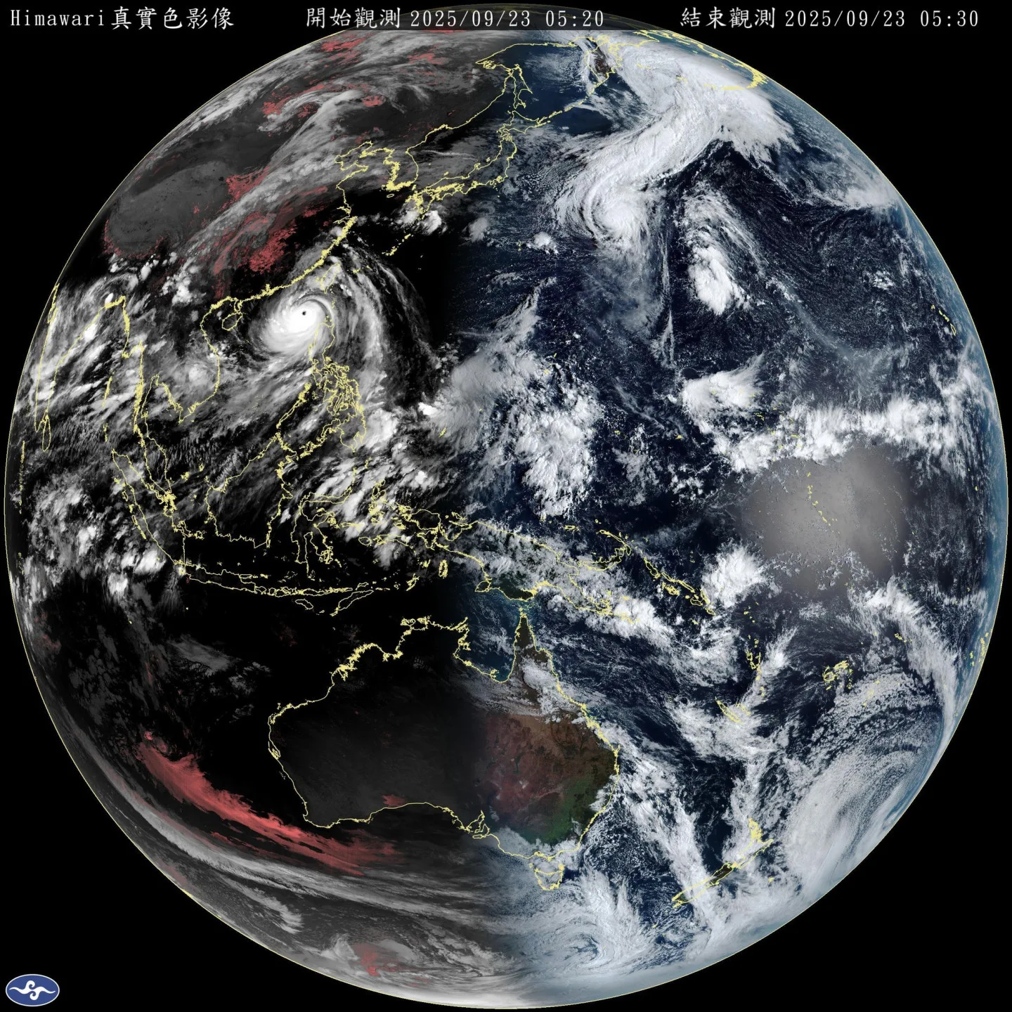 今天秋分，透過衛星俯瞰秋分的地球，可以看到日夜的交界線(也稱作晨昏線)垂直赤道，還可以看到太平洋上共舞的兩個颱風。