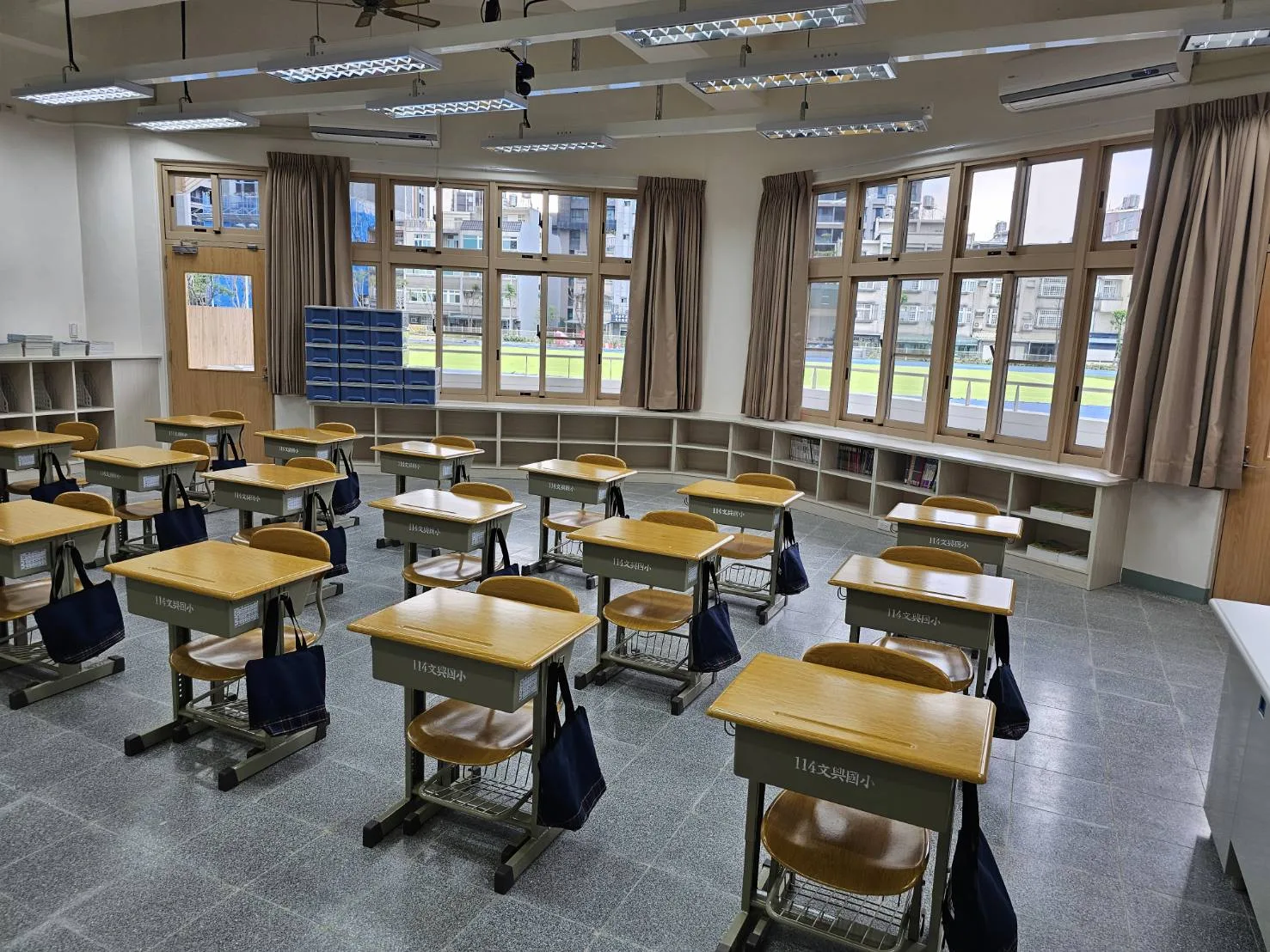 文興國小新校舍啟用,迎來首屆小一新生。竹縣府提供