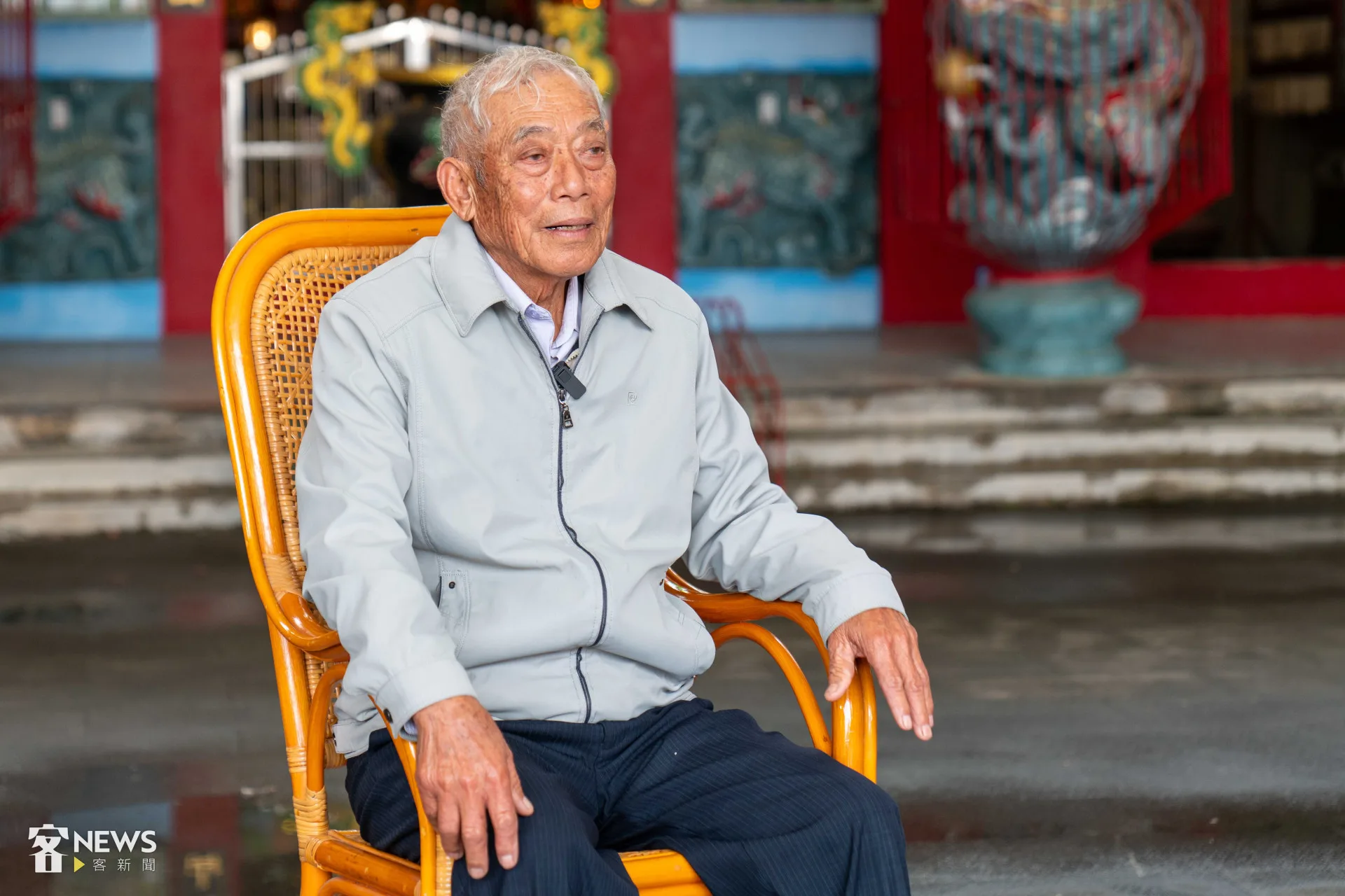 林玉桂笑說,小時候不懂長輩請回義民爺,竟然沒有金身,而只是一面令旗。李台源攝