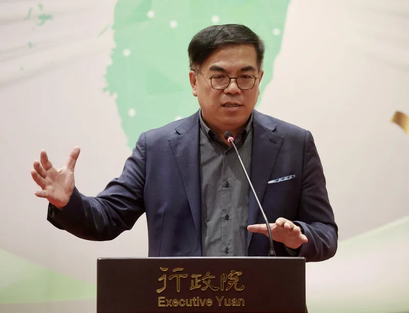 環境部長彭啓明表示，希望《廢棄物清理法》及《資源循環推動法》修法10月中下旬能送立法院審查。資料照，中央社