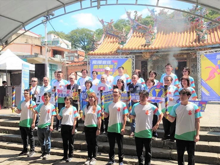 2025大隘三鄉運動會將於11月1日登場,昨日舉辦運動員聖火傳遞聖火台啟動儀式。客委會提供