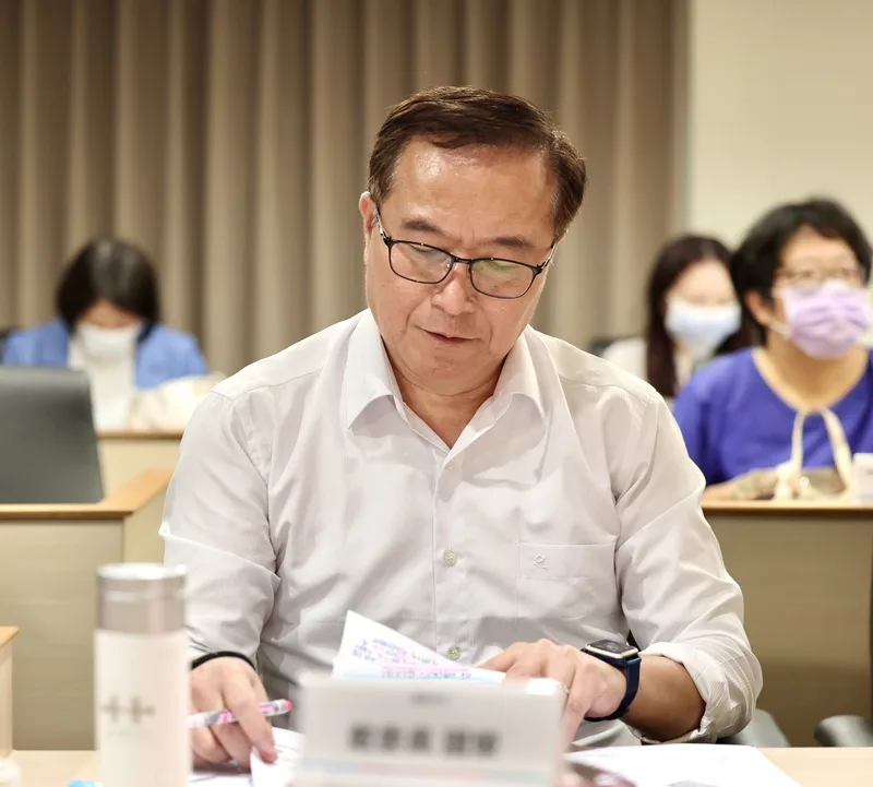 勞動部26日舉行最低工資審議會，勞方代表、全國產業總工會理事長戴國榮。中央社